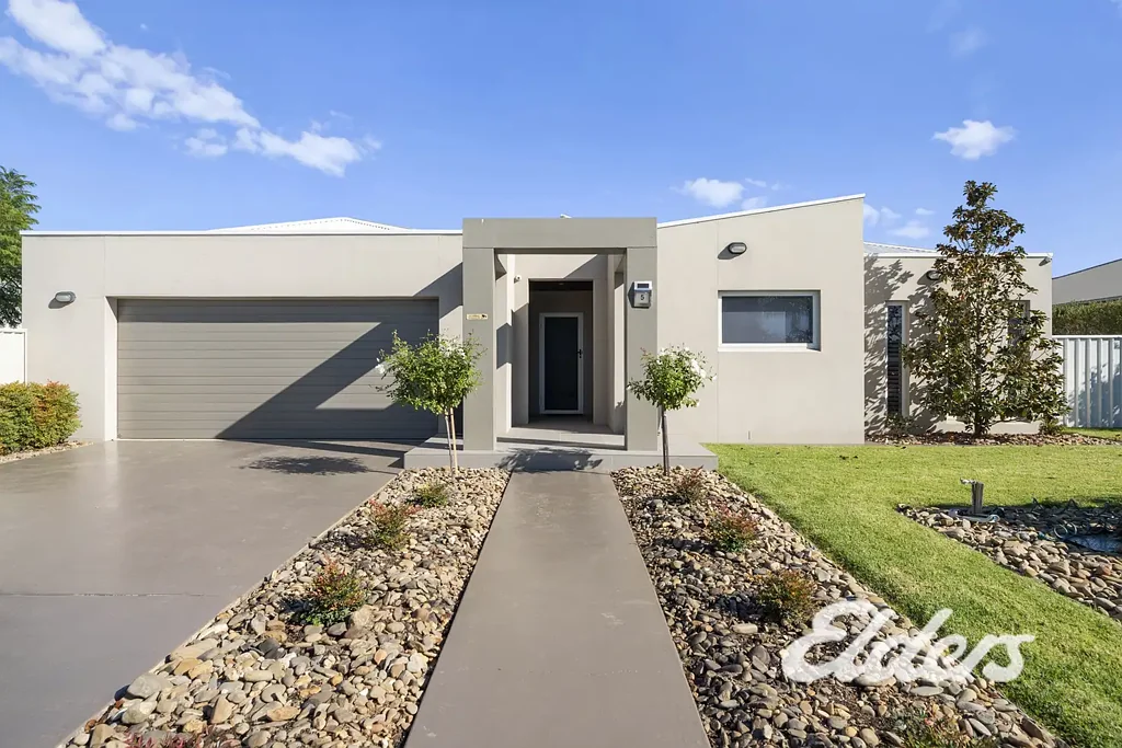 Yarrawonga 5બેડરૂમ Architecturally Designed Haven with Pool & Premium Entertaining.