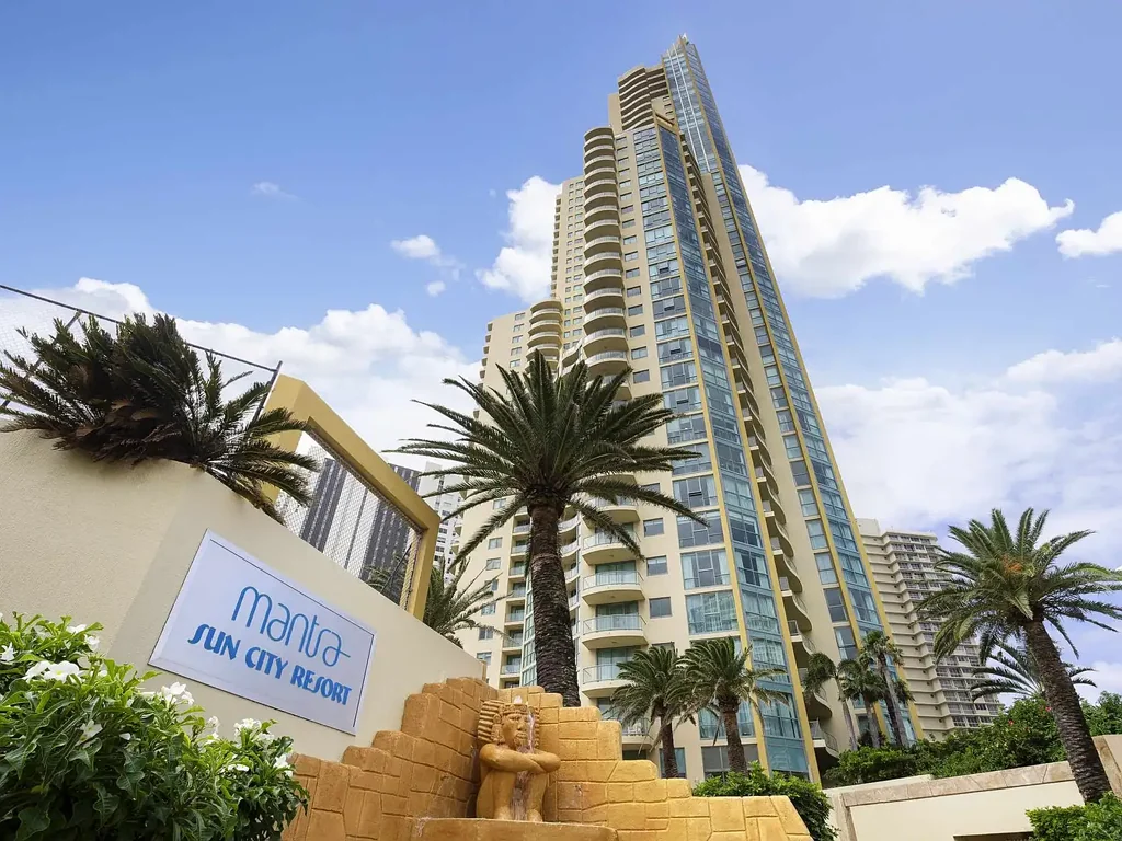 Spacious Apartment In Sought After Location!