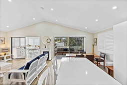 30/1 Norman Street, Lake Conjola