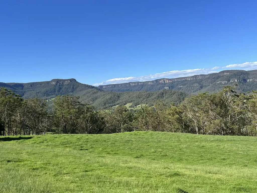 Kangaroo Valley 100 ACRES Kangaroo Valley Great Escarpment Views Creek Frontage