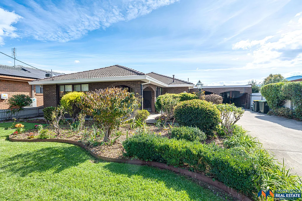 Myrtleford 3房  3 Bedroom 2 Bathroom in Central Location