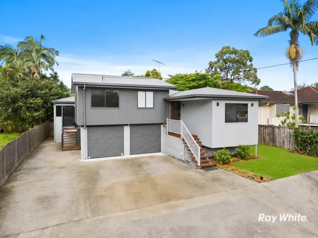 Daisy Hill 6Habitaciones Sizeable Home - Just Like a Brand New House | Dual Living | Fully Fenced & Walk to JPC