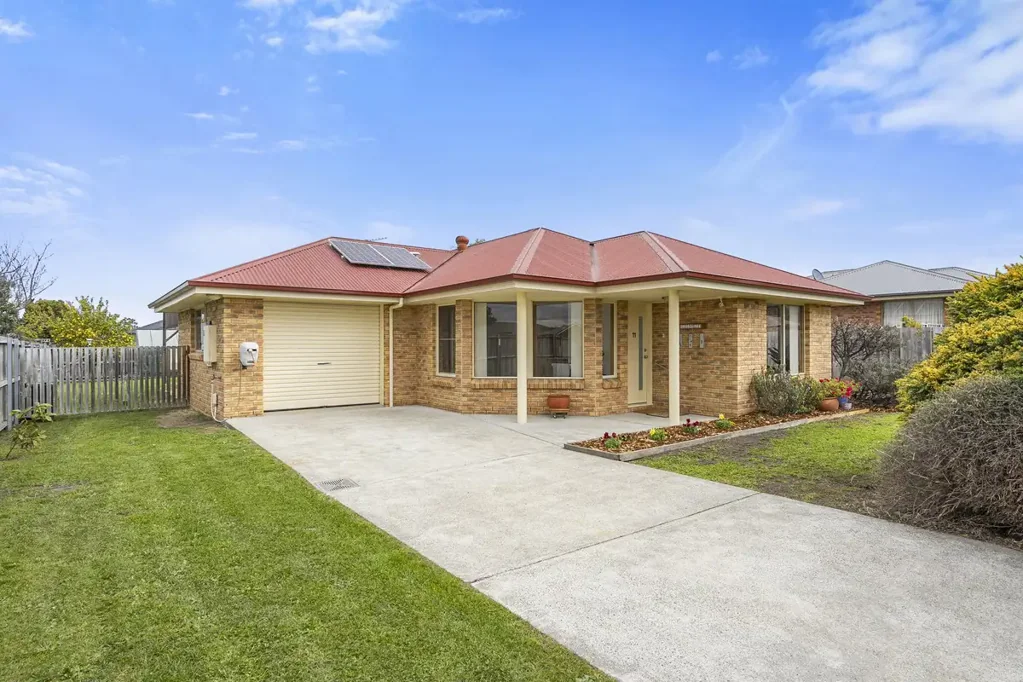 11 Jacaranda Drive, Margate, TAS 7054