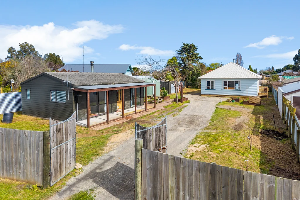 Rongotea 4 Slaapkamer Smart Buy - Family Home with Extra Accommodation