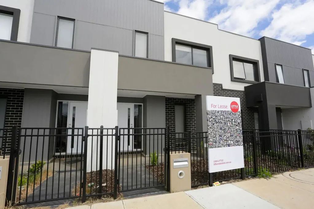 Modern 3 Bedroom Townhouse