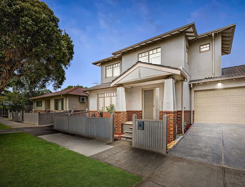 2/36 Darling Street, Hughesdale, VIC 3166, 2 ห้องนอน, 1 ห้องน้ำ, Townhouse