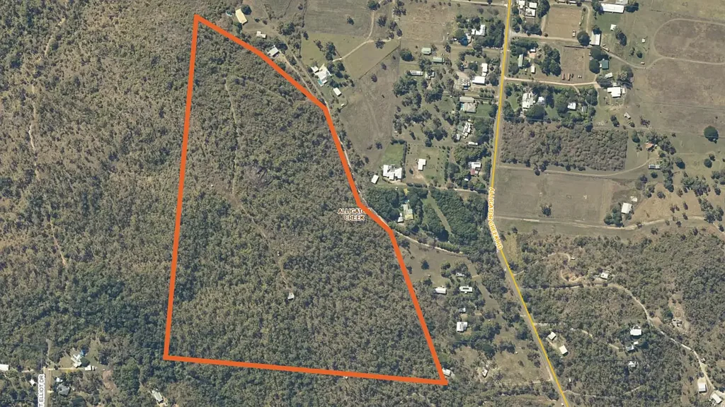 Alligator Creek  Huge Elevated Land Holding in Alligator Creek - Over 62 acres, shed and building locations with fantastic views!