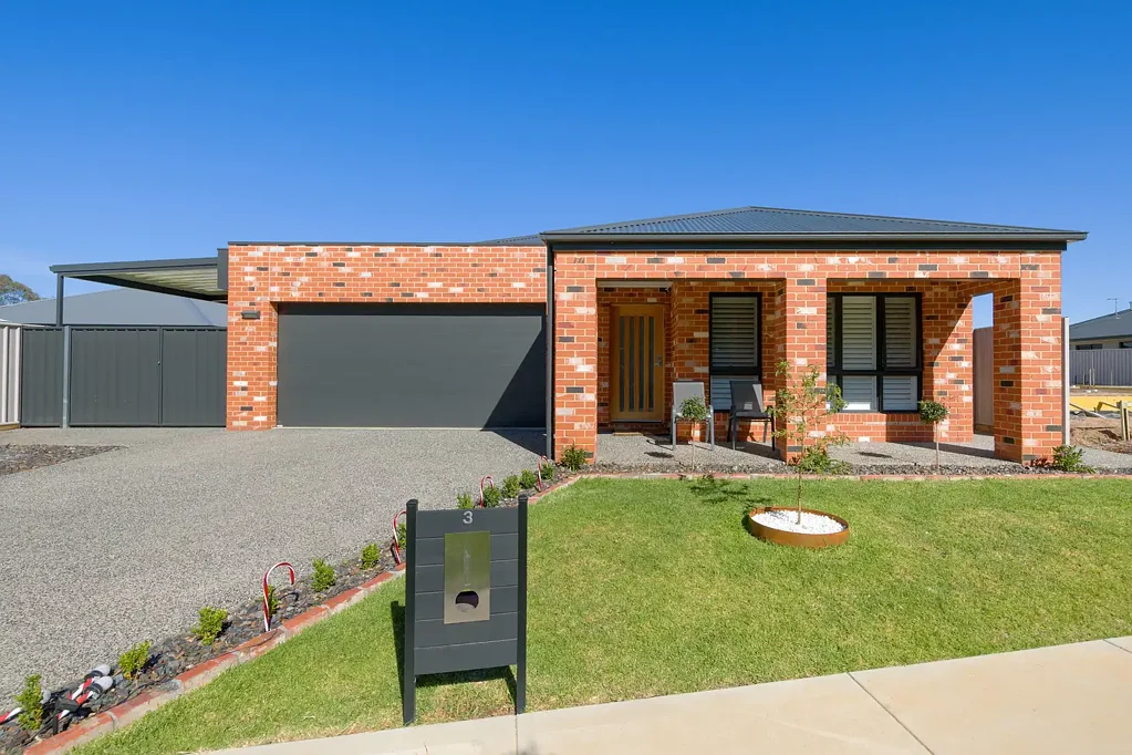 3 Torrens Road, Leneva, VIC 3691