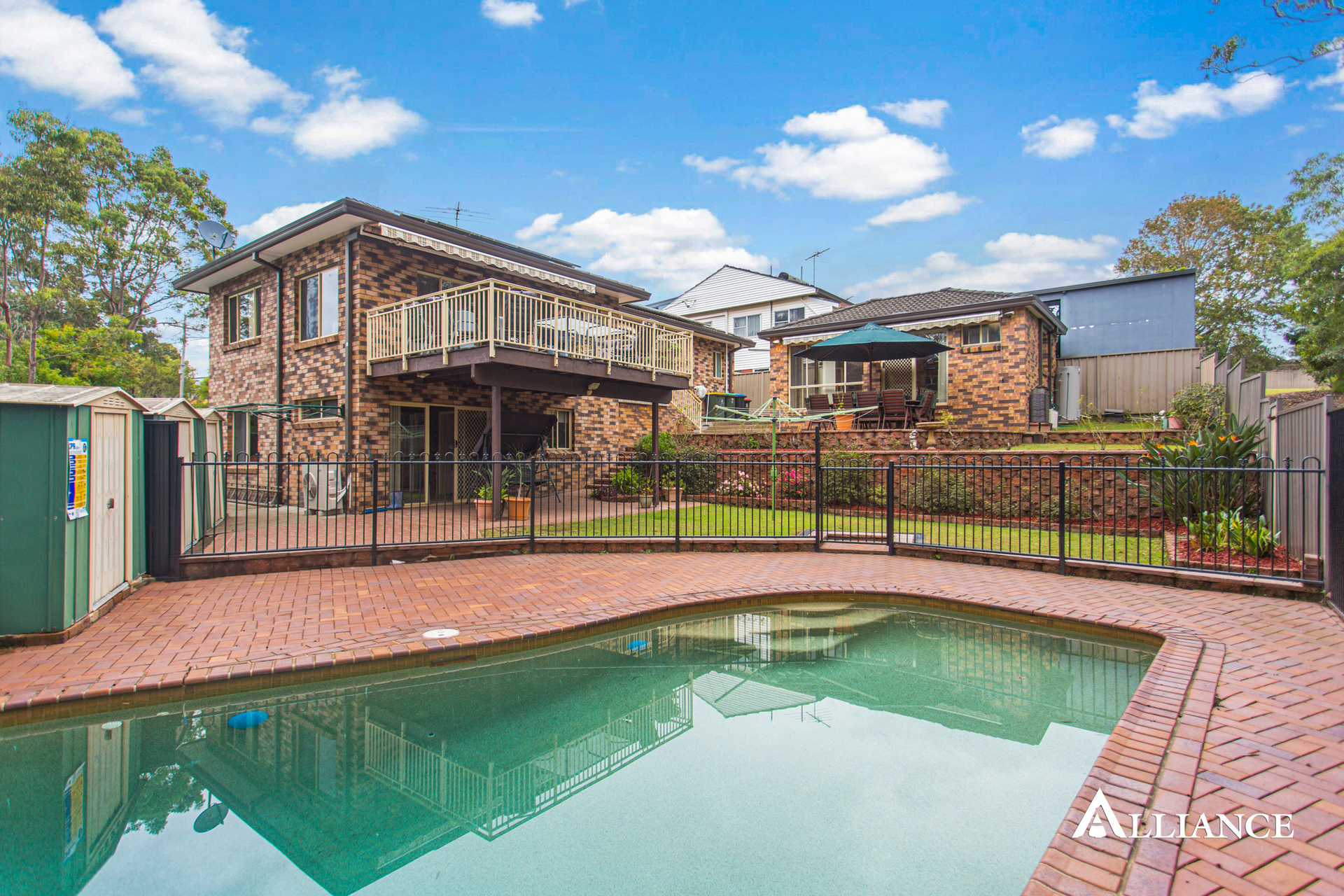 17 GRAHAM PL, PICNIC POINT NSW 2213, 0 habitaciones, 0 baños, House