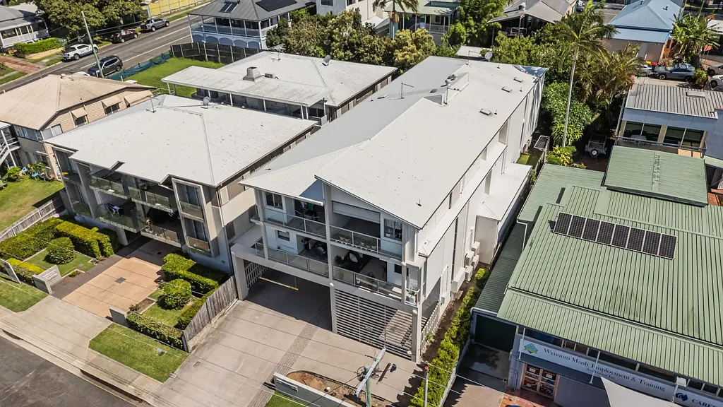 2/54 Yamboyna Street, Manly, QLD 4179