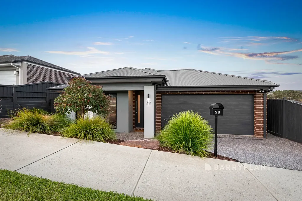 28 Phar Lap Avenue, Officer, VIC 3809