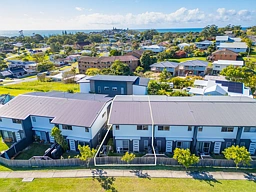 4/20 River Street, Woolgoolga