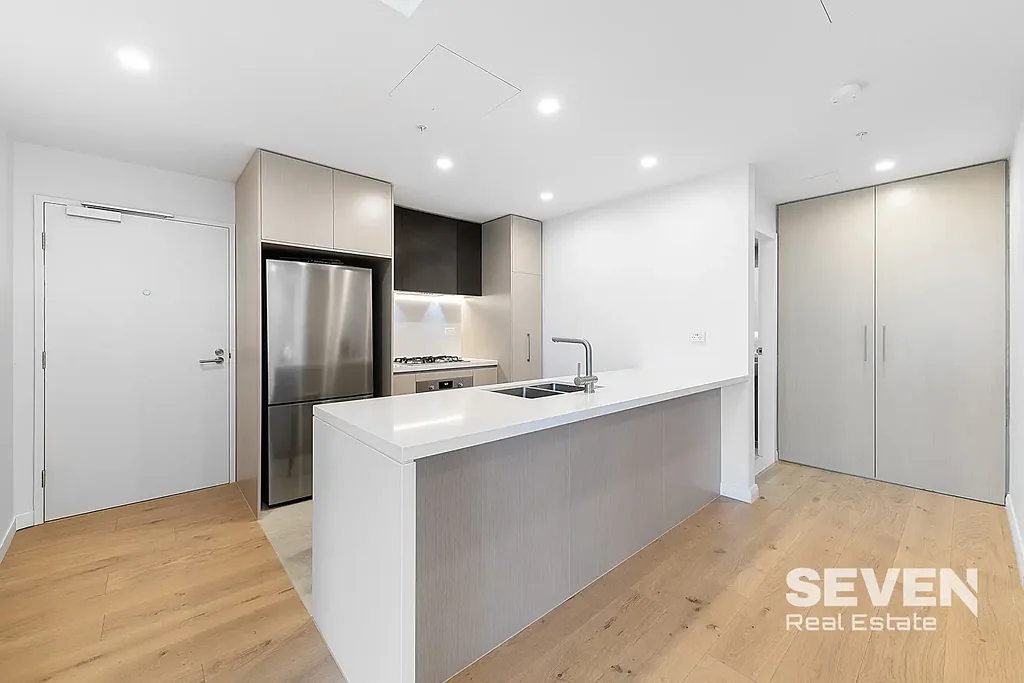 Castle Hill 1房  Spacious Executive Apartment | 250m to Metro Station