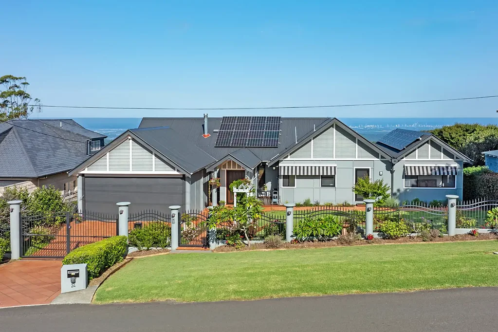 Tamborine Mountain 4ห้องนอน BREATHTAKING UNINTERRUPTED COASTAL VIEWS FROM STRADBROKE TO COOLANGATTA