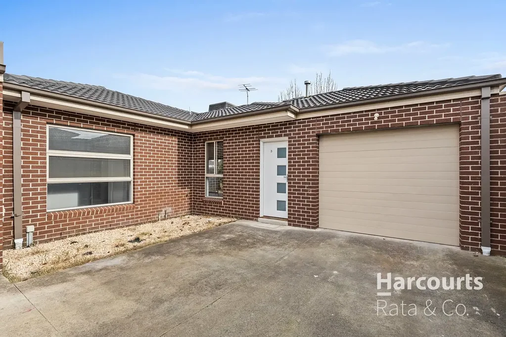 Modern 2-Bedroom Home in St Albans
