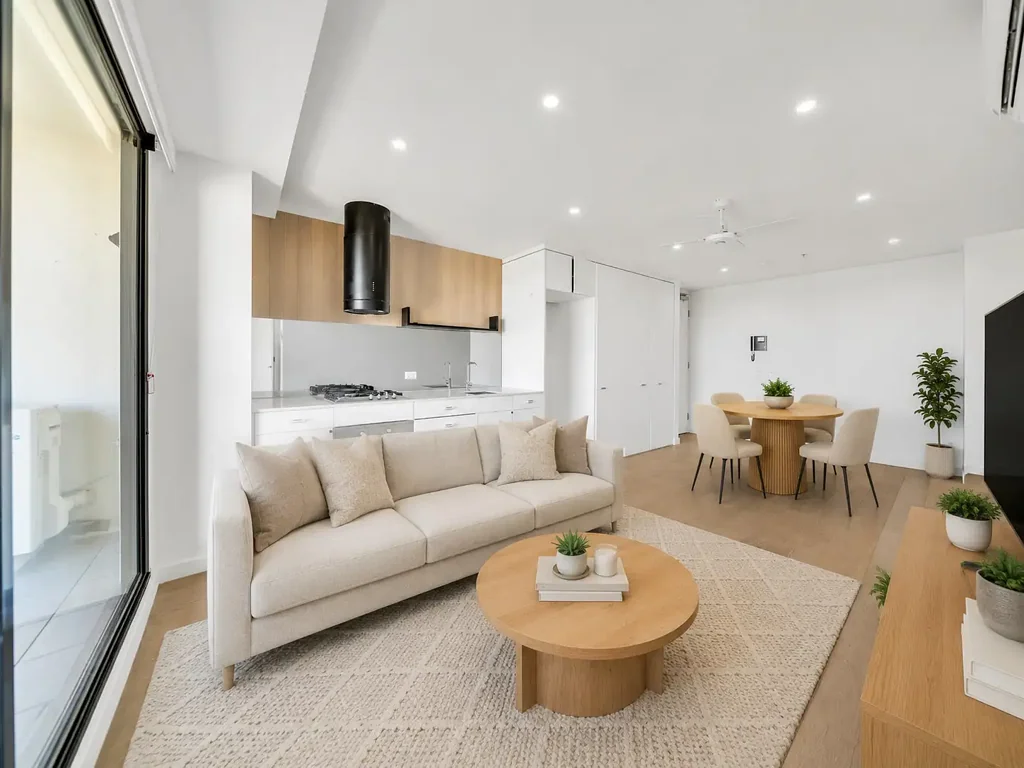 Freshly Renovated Luxury 2-Bedroom Apartment with Stunning Bay & CBD Views in Iconic St Kilda Tower