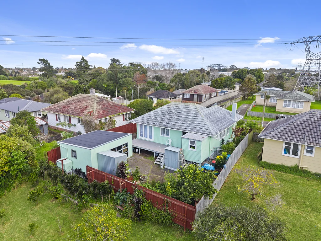 6 Lawrence Place, Otara, Manukau City, Auckland