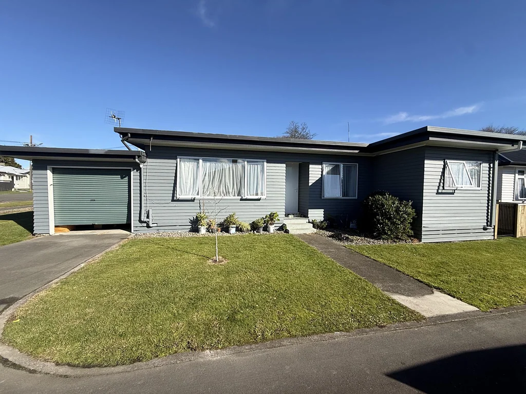 Enjoy Comfortable Living in a Peaceful Setting