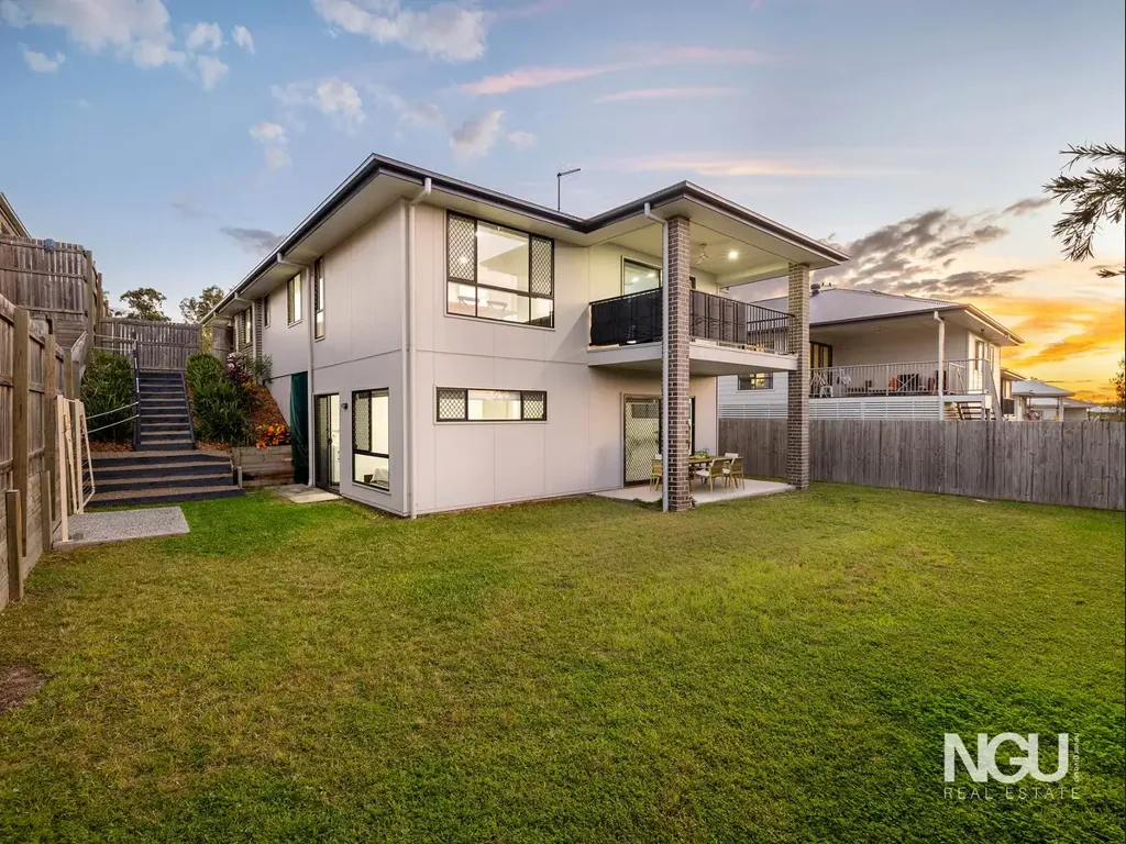 19 Messmate Place, Spring Mountain, QLD 4300