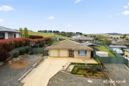 6 Mcfadzen Place, Bungendore