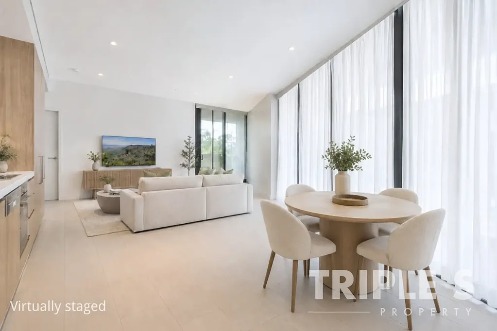 North Ryde 1ห้องนอน Spacious 1 Bed + Study Apartment with Guest Room Potential | Approx. 10sqm larger than standard one in the area