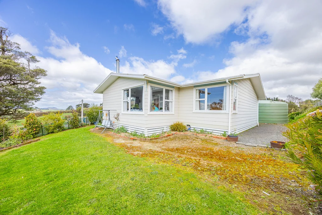 Norsewood 3침실 Stunning views and rural lifestyle appeal