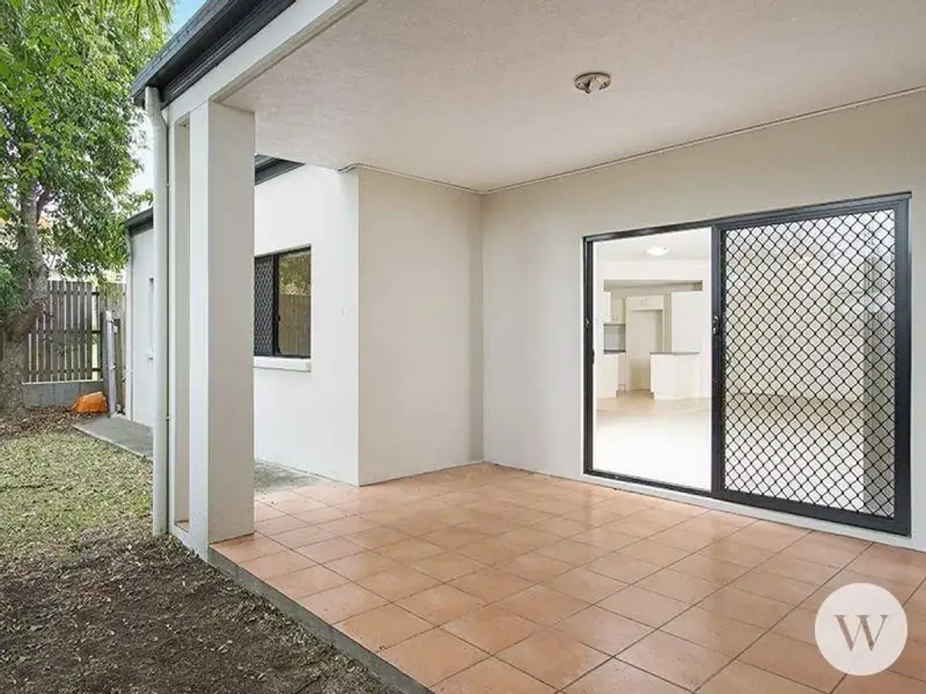 Ground Floor 2-Bedroom Unit Across from PA Hospital