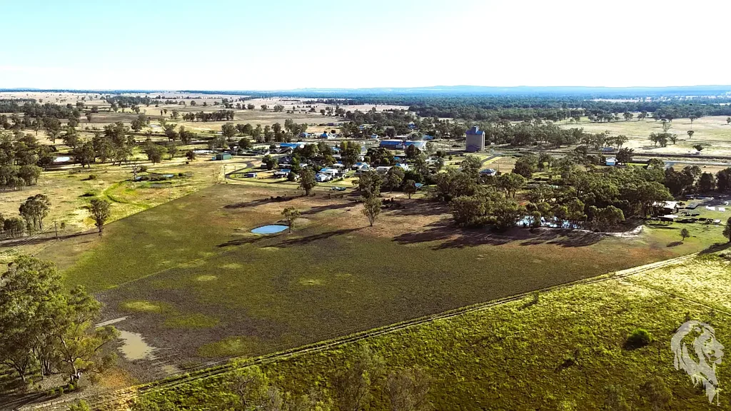 Baan Baa UNIQUE OPPORTUNITY TO PURCHASE ACRES IN BAAN BAA!