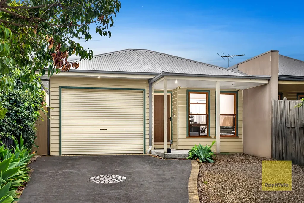 16B Millbank Drive, Deer Park, VIC 3023