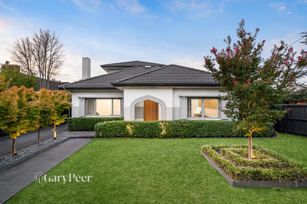 33 The Highway, Bentleigh, VIC 3204