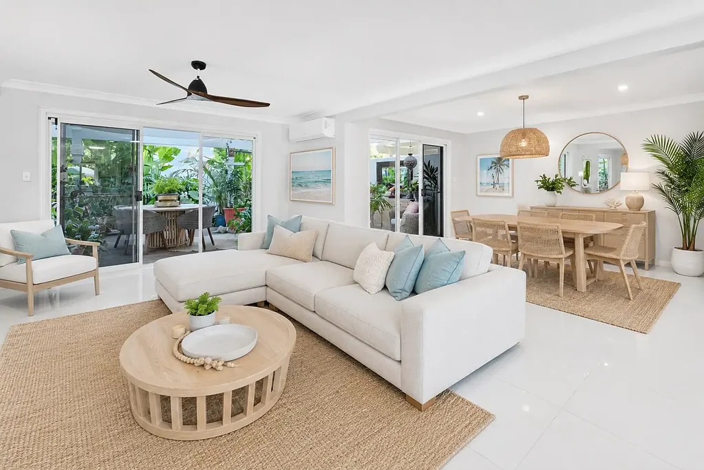 10 Aegean/100 Cotlew Street East, Southport, QLD 4215