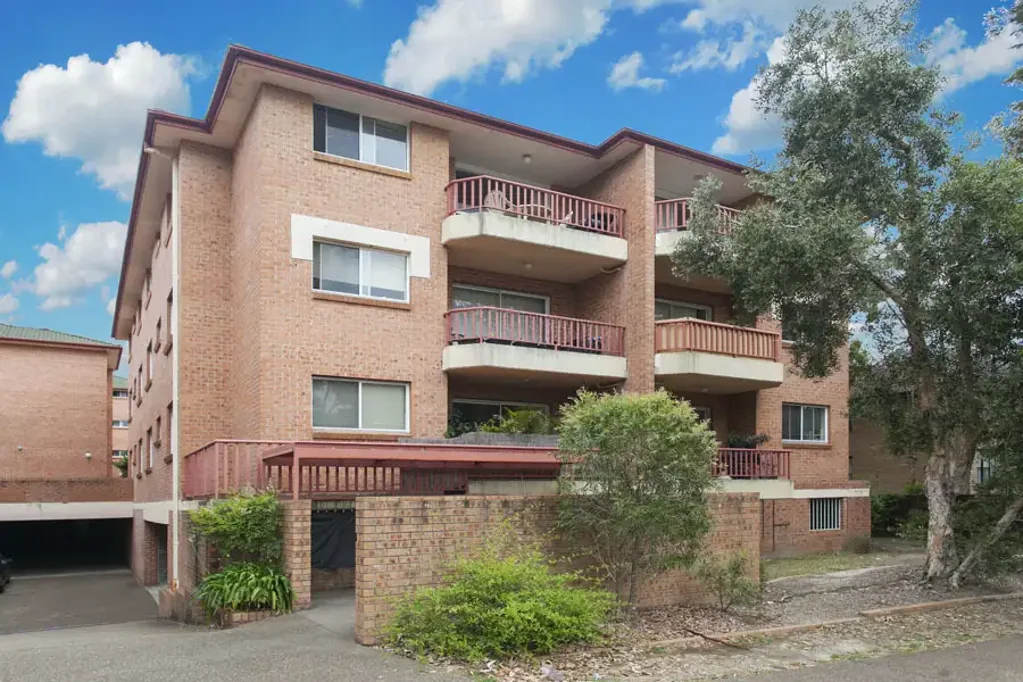 Spacious Two Bedroom Apartment