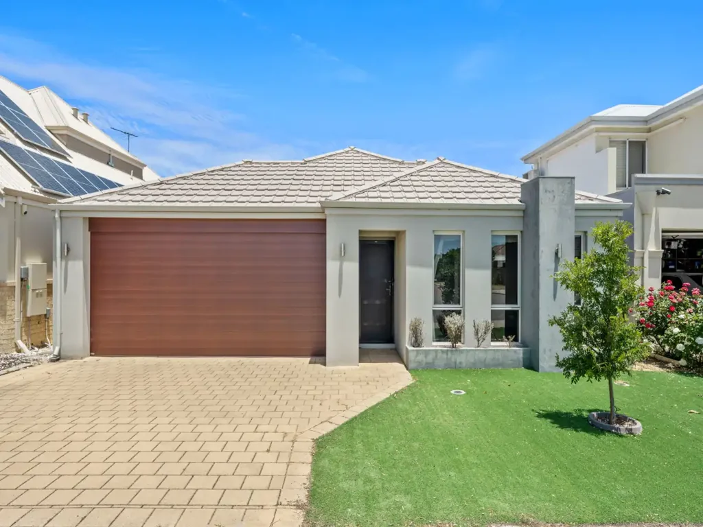 Canning Vale 3બેડરૂમ MODERN FAMILY LIVING WITH SECURE RENTAL INCOME