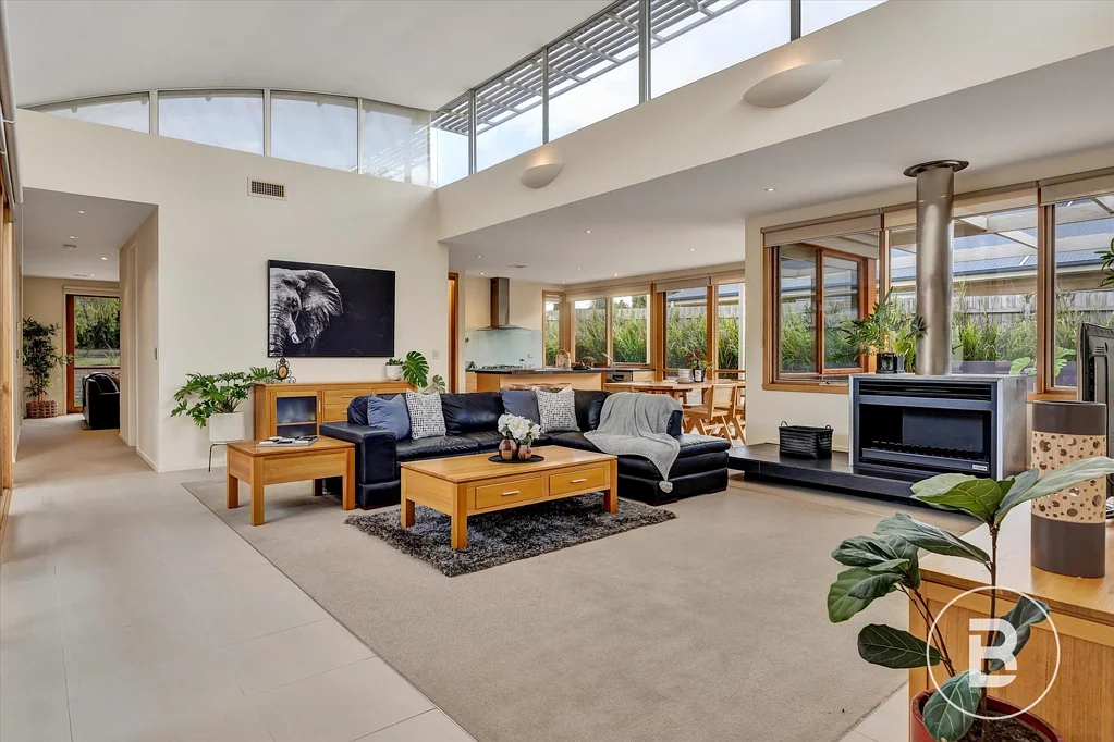 24 Grantleigh Drive, Darley, VIC 3340