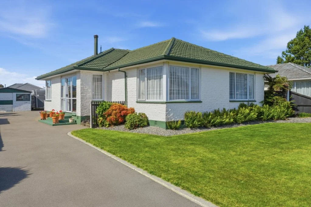 37 Dunstan Crescent, Hornby, Christchurch City