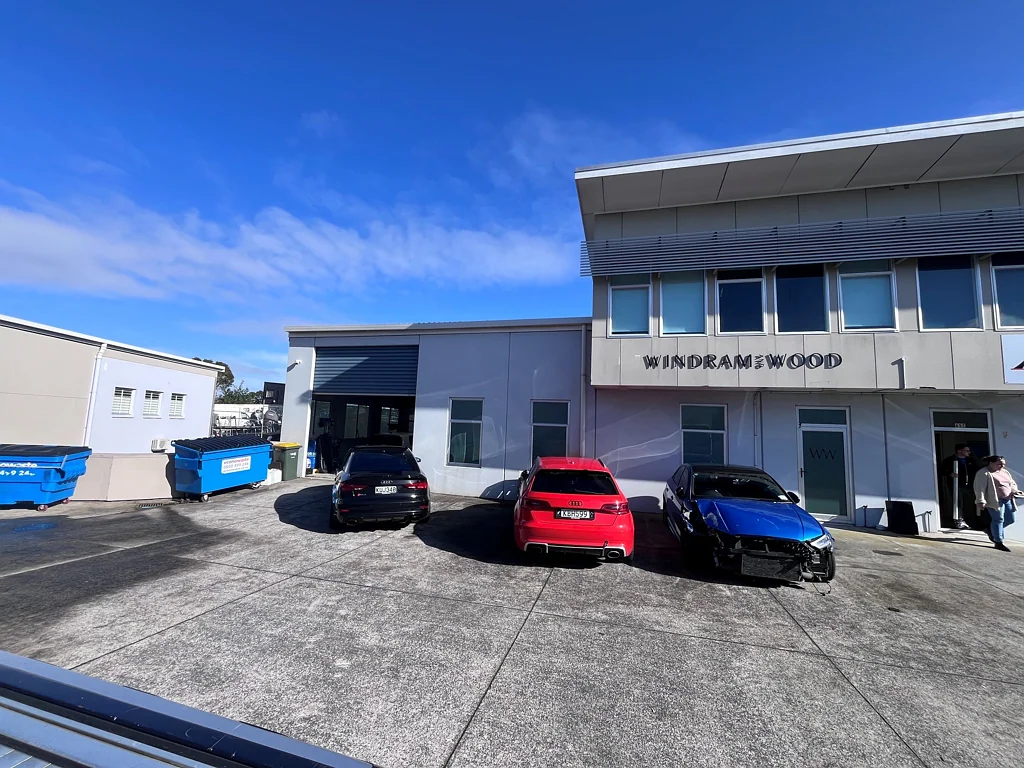 Wairau Valley Versatile 298m2 Wairau Industrial + Showroom & Office