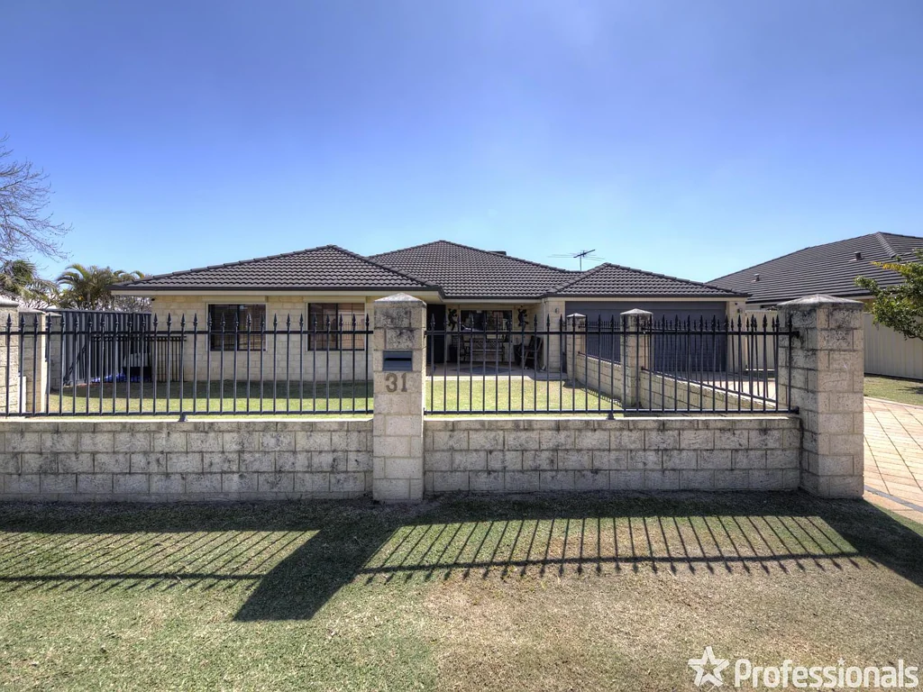 31 Warda Crescent, Forrestfield, WA 6058