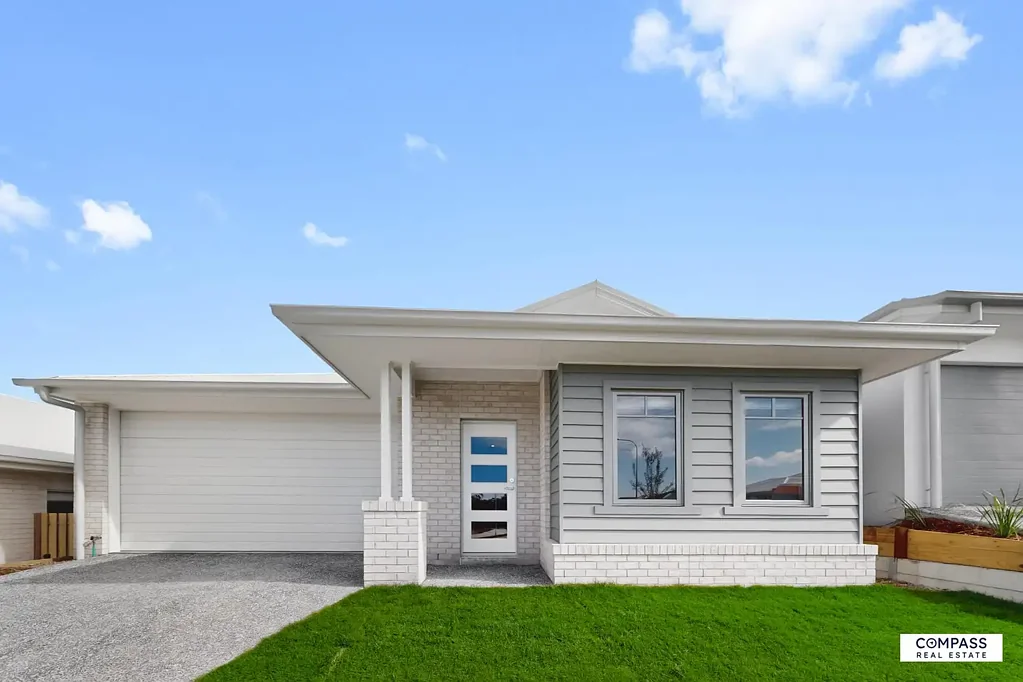 Spacious 5-Bedroom Family Home with Alfresco Entertaining!