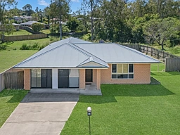 12 Comona Court, Wulkuraka