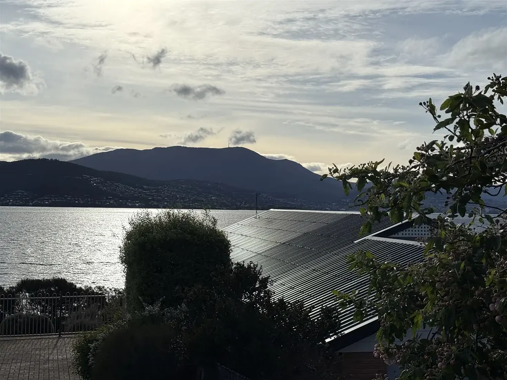 Tranmere 4Kwarto Executive Waterfront Reserve Residence