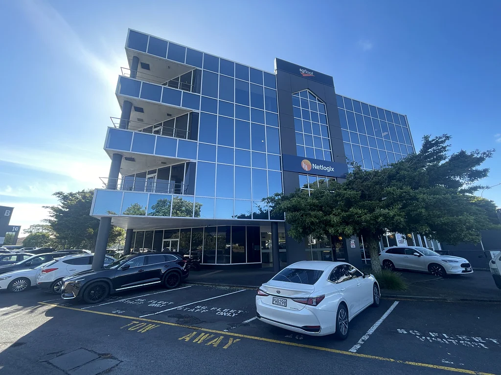 Ellerslie Exceptional office space located in Ellerslie