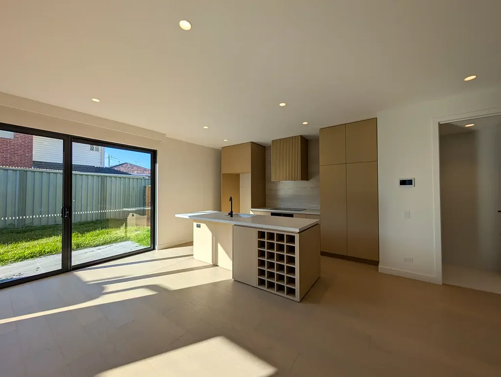 Brand-New Family Home in Prime Glen Waverley Location for Rent!