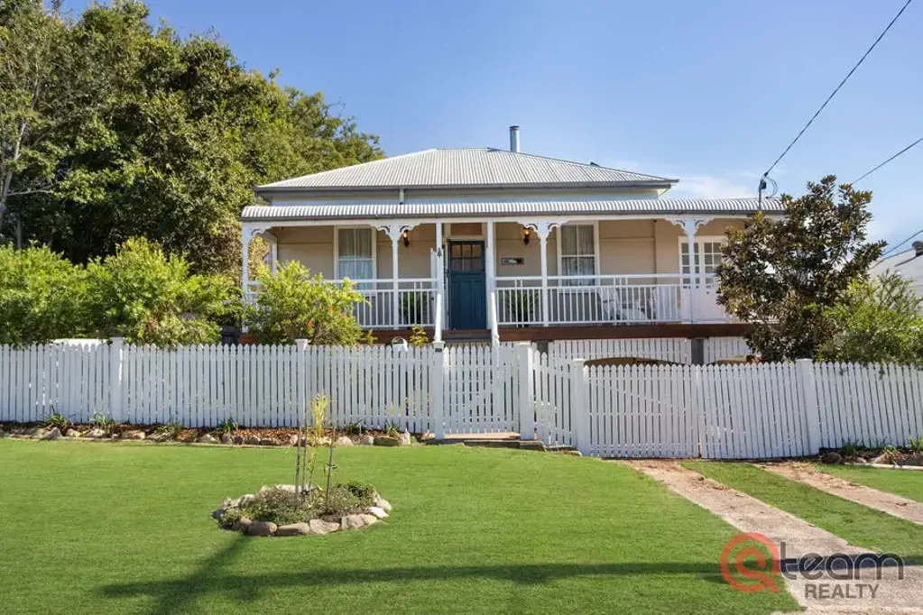 21 Walsh Street, Newtown, QLD 4305