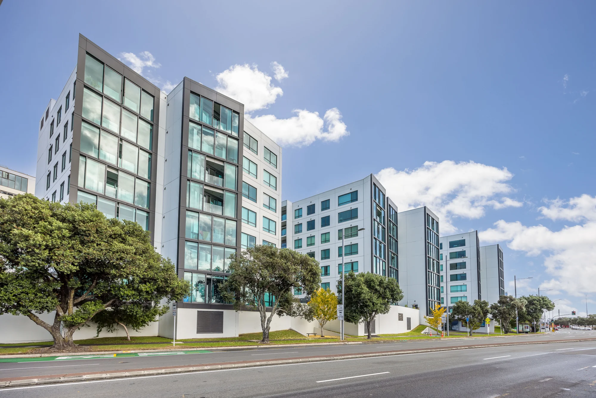 Auckland Central 2Zimmer Priced to SELL in The Docks