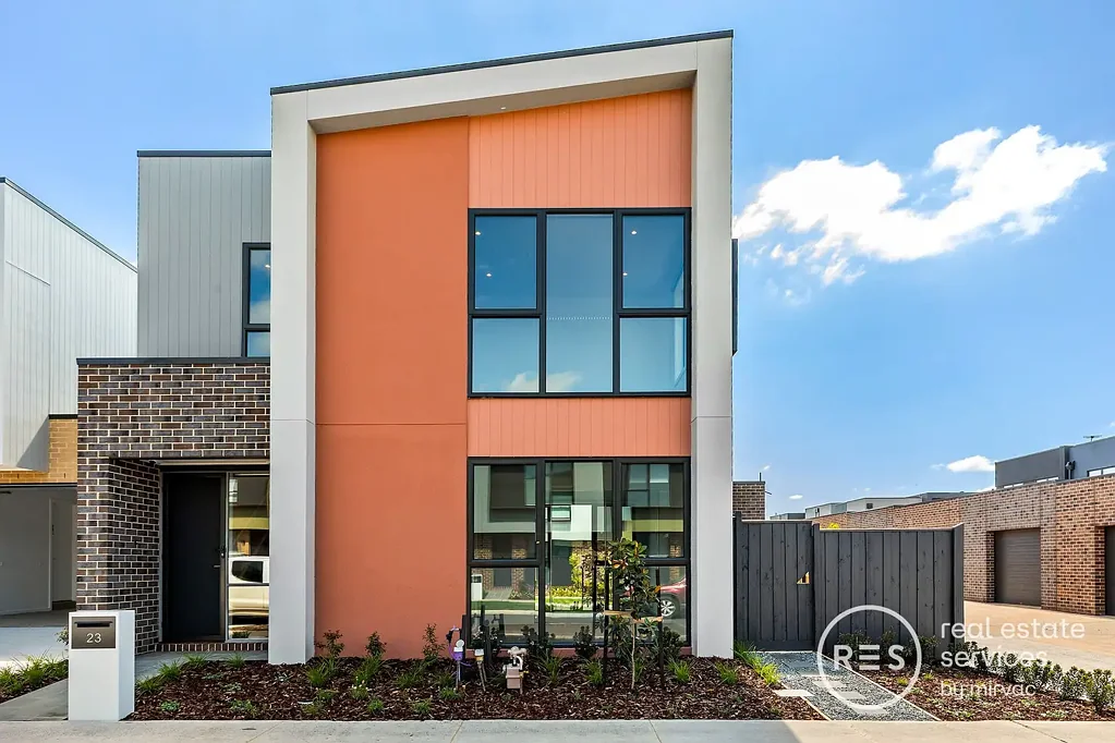 Premium Woodlea Living  Space, Style & Comfort