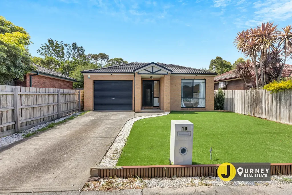 10 Gray Street, Cranbourne North, VIC 3977