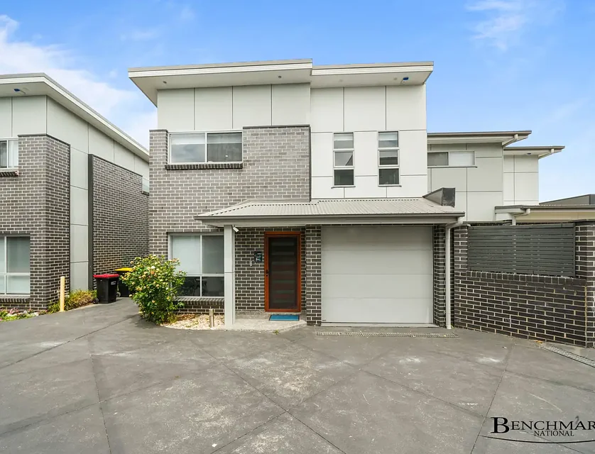 7/8-10 Goldfinch Street, Moorebank, NSW 2170, 3 ਕਮਰੇ, 3 ਬਾਥਰੂਮ, House
