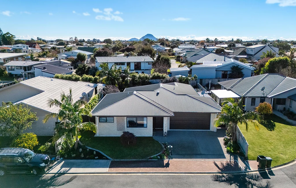 Whakatane 3Phòng ngủ Single level gem, act now