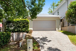 10 Vorneen Lane, Mitchelton