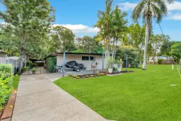 17 Caddy Street, Yorkeys Knob